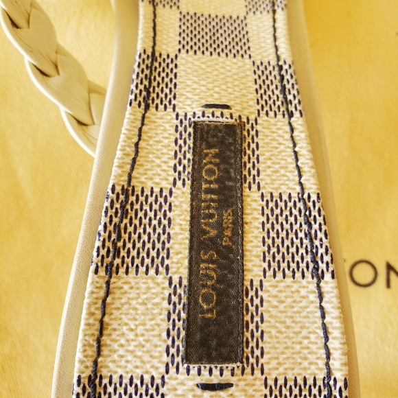 Louis Vuitton ladies sandals - Picture 13 of 16
